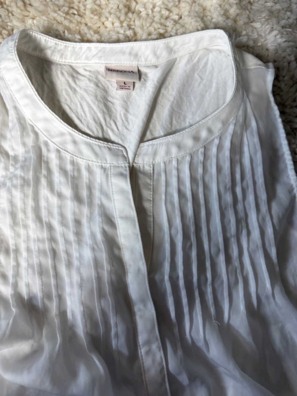 Soft white sleeveless Merona White Sleeveless Pintuck spring flowy cute Camisole - Picture 4 of 5